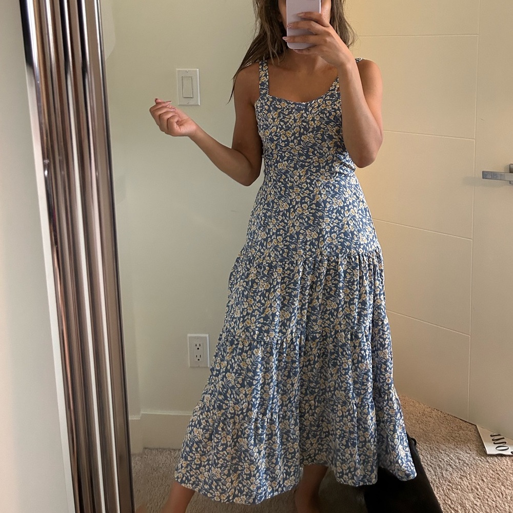 Little mountain dress size small like new worn a handful of times